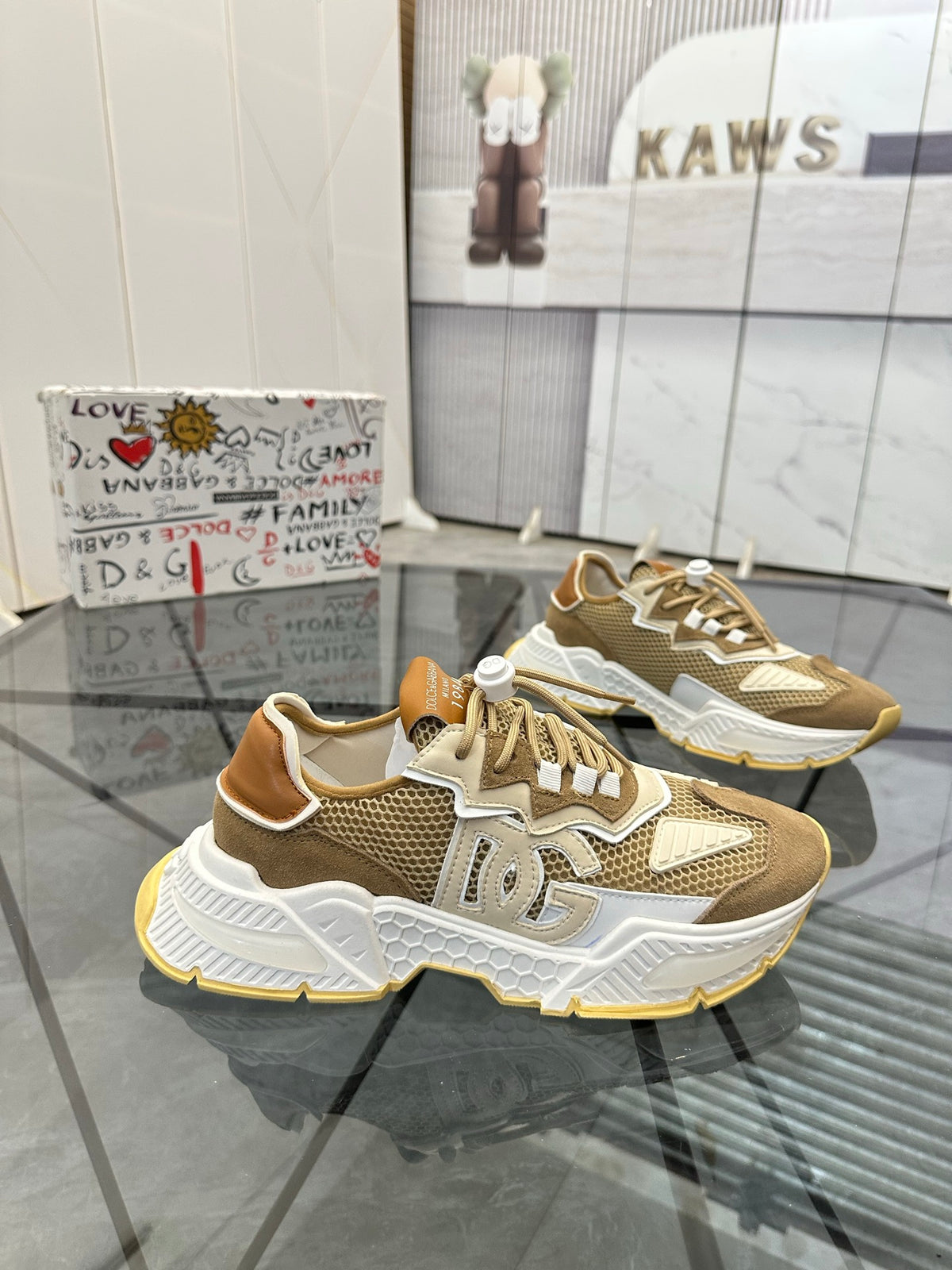 Dolce & Gabbana DG Low-Top Casual Shoes