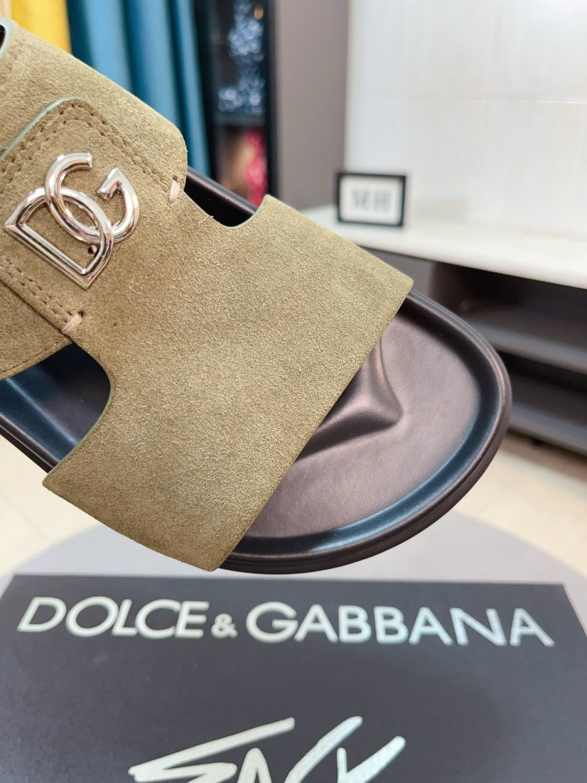 Dolce & Gabbana DG Men's Leather Strap Sandals with Aluminum Buckle