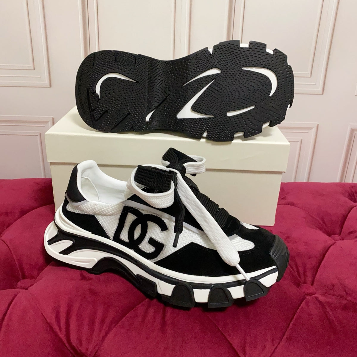 Dolce & Gabbana DG Country Road Chunky Casual Sneakers