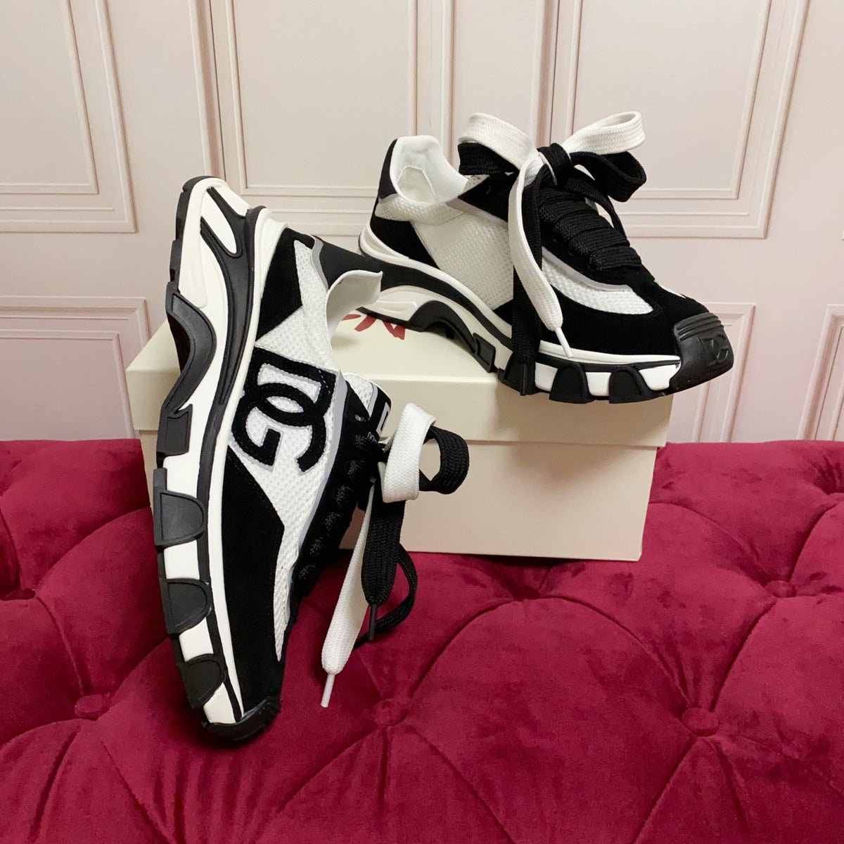 Dolce & Gabbana DG Country Road Chunky Casual Sneakers