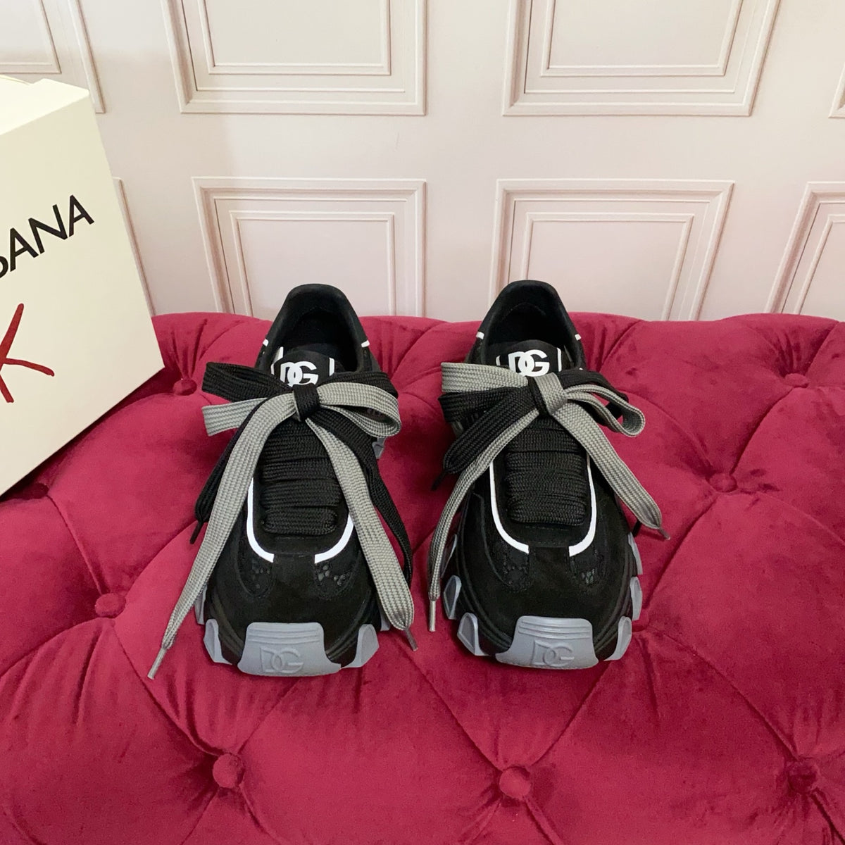 Dolce & Gabbana DG Country Road Chunky Casual Sneakers