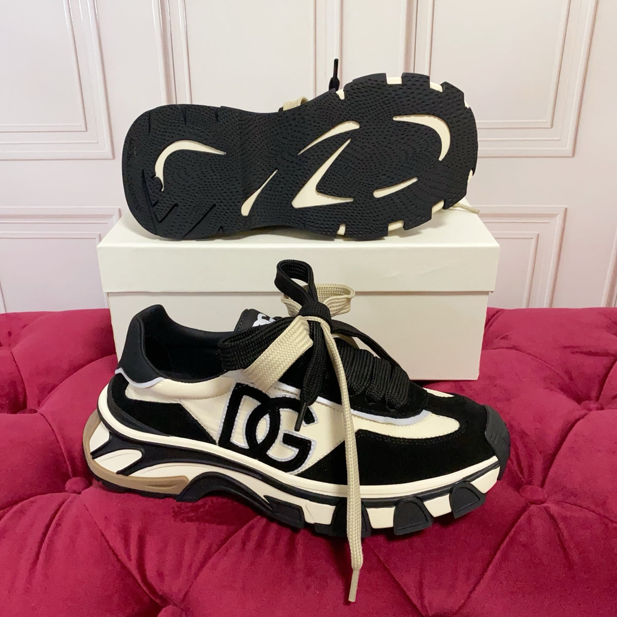 Dolce & Gabbana DG Country Road Chunky Casual Sneakers
