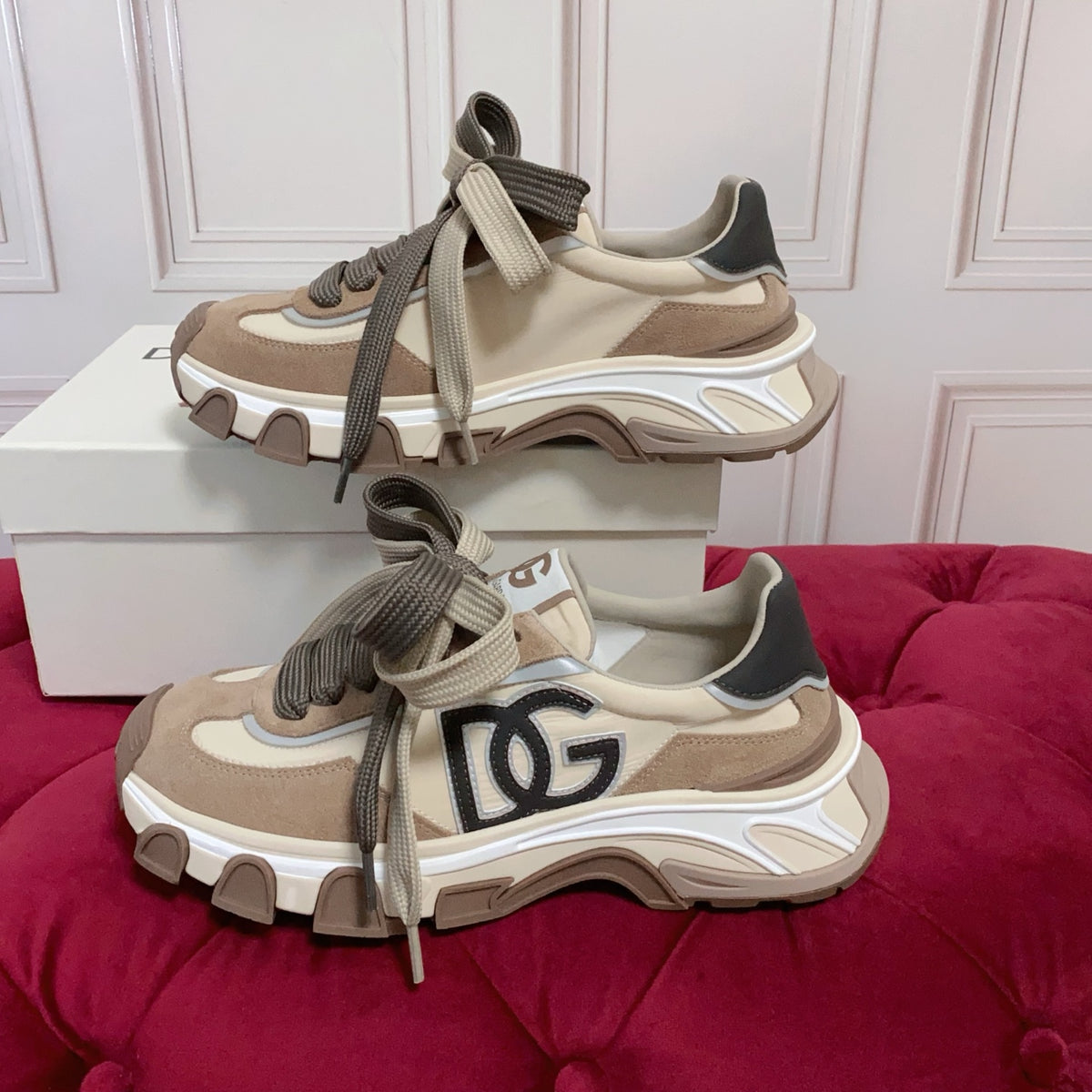 Dolce & Gabbana DG Country Road Chunky Casual Sneakers