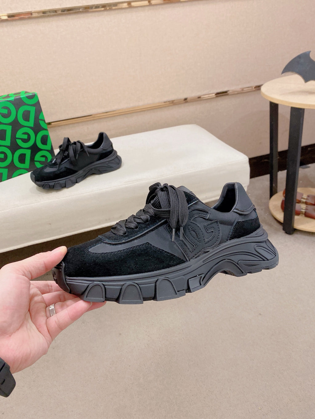 Dolce & Gabbana DG Couple's Athletic Casual Sneakers