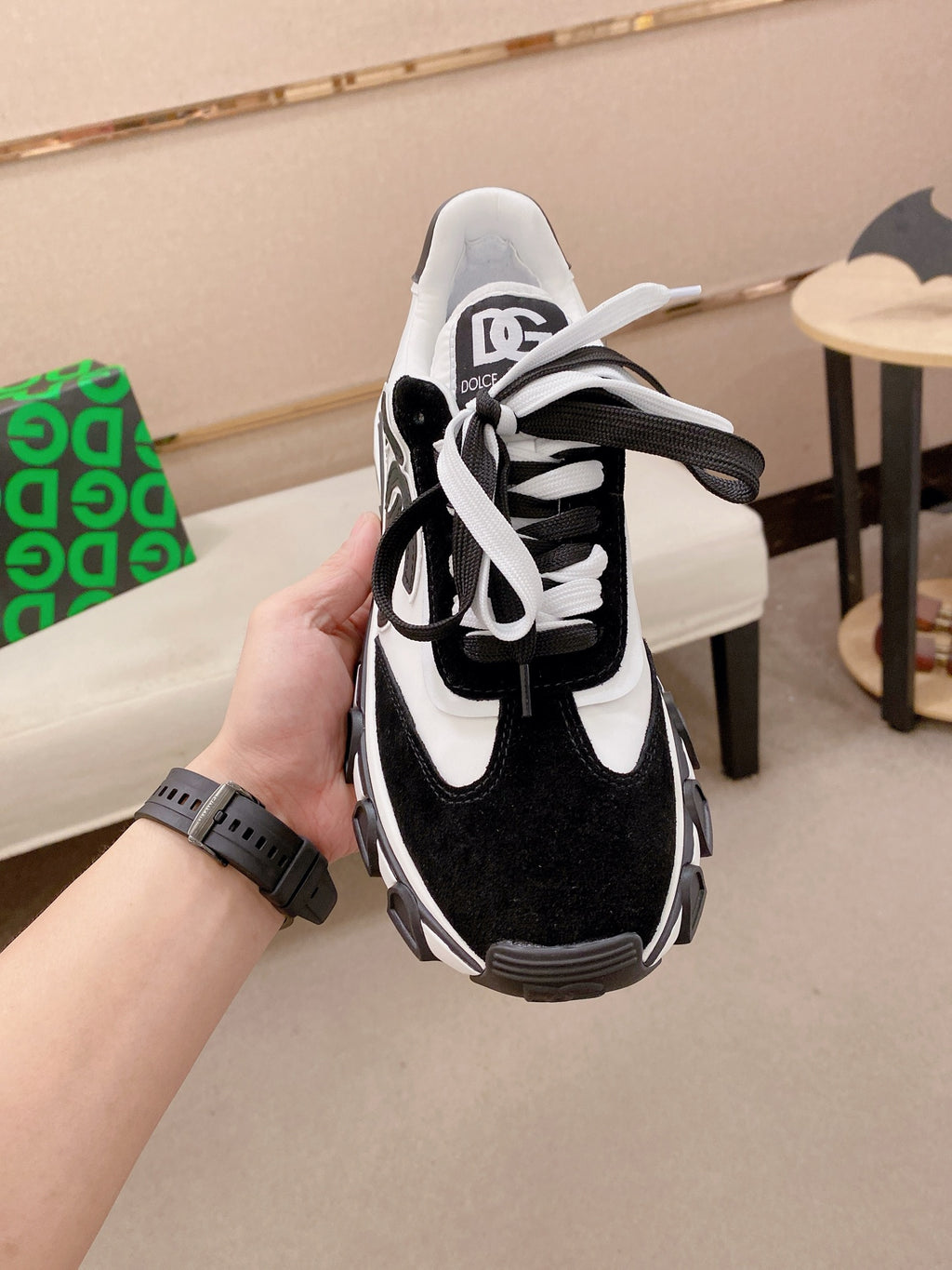 Dolce & Gabbana DG Couple's Athletic Casual Sneakers