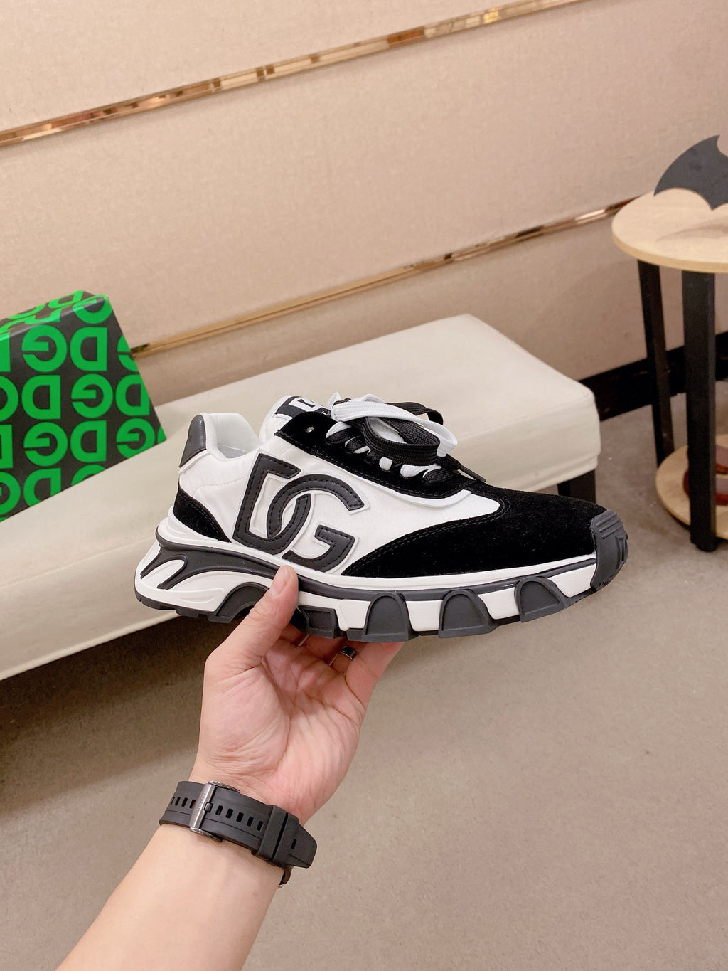 Dolce & Gabbana DG Couple's Athletic Casual Sneakers