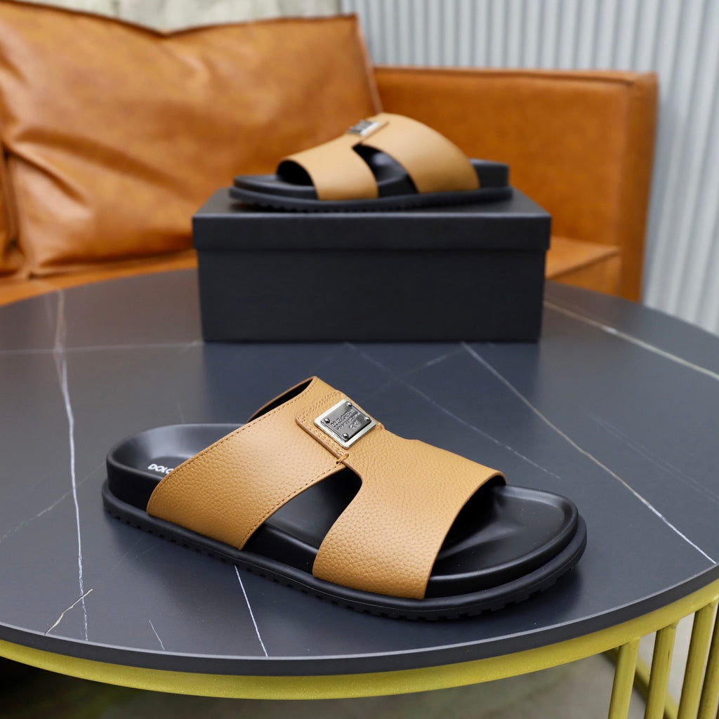 Dolce & Gabbana DG Men's Structured-Logo Slides in Leather