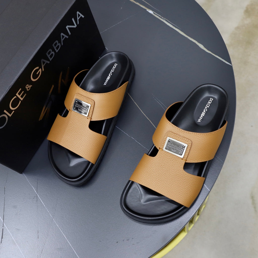 Dolce & Gabbana DG Men's Structured-Logo Slides in Leather