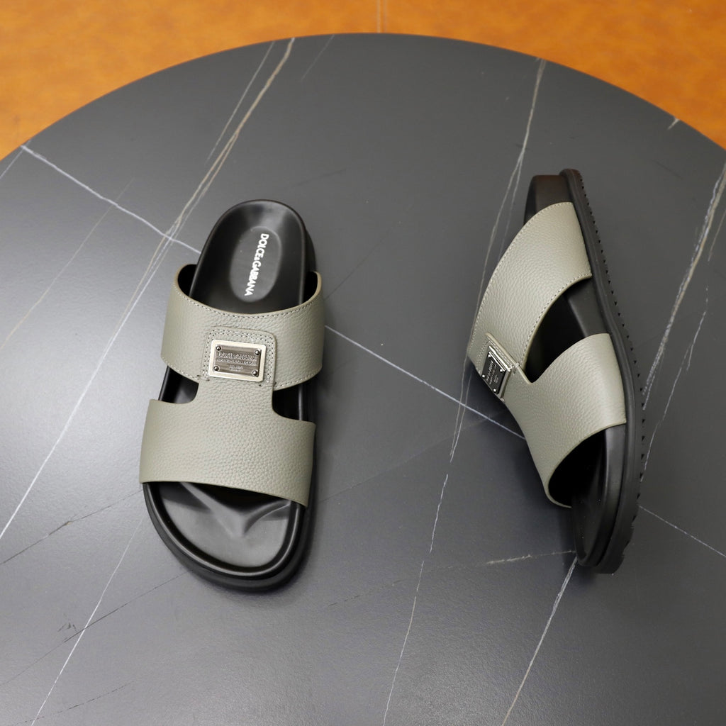Dolce & Gabbana DG Men's Structured-Logo Slides in Leather