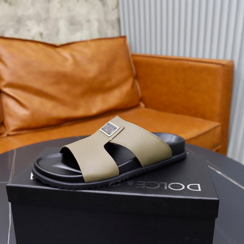 Dolce & Gabbana DG Men's Structured-Logo Slides in Leather