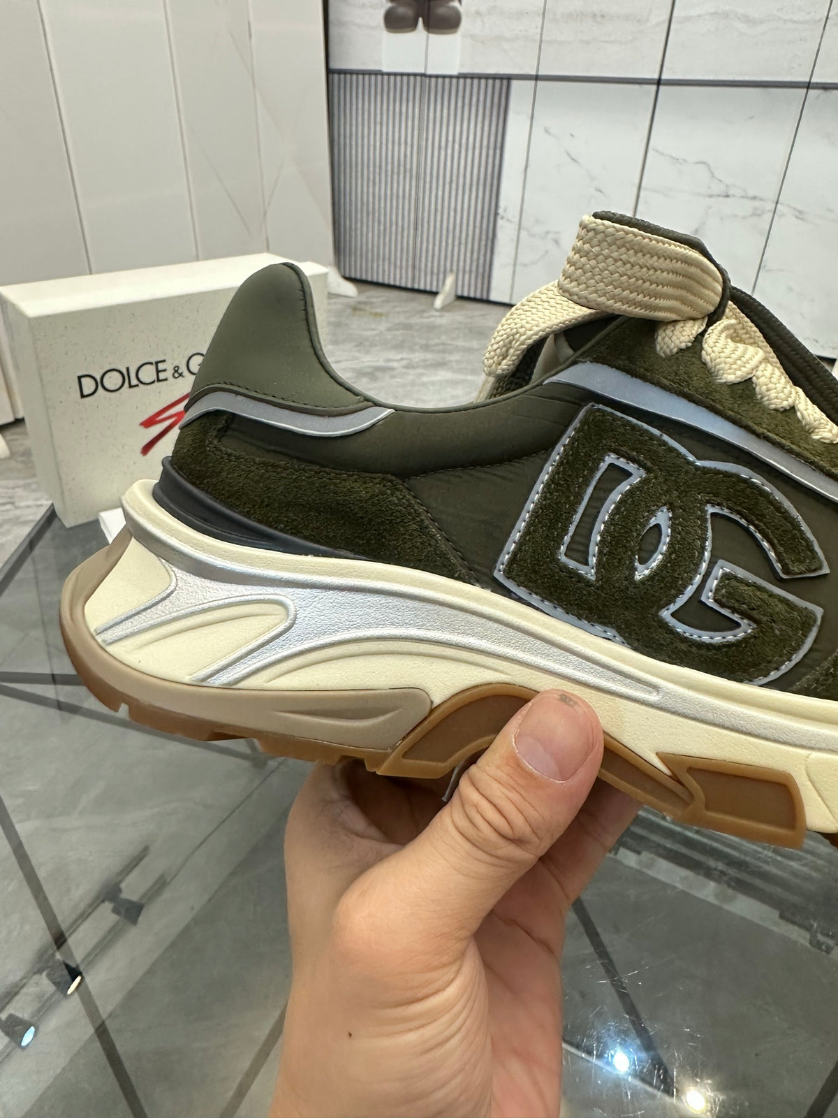 Dolce & Gabbana DG Low-Top Casual Shoes