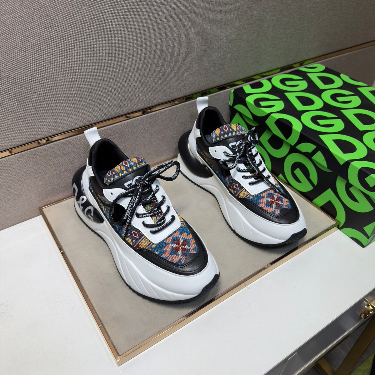 Dolce & Gabbana DG Couple's Multi-Material Casual Sneakers 3 Colors