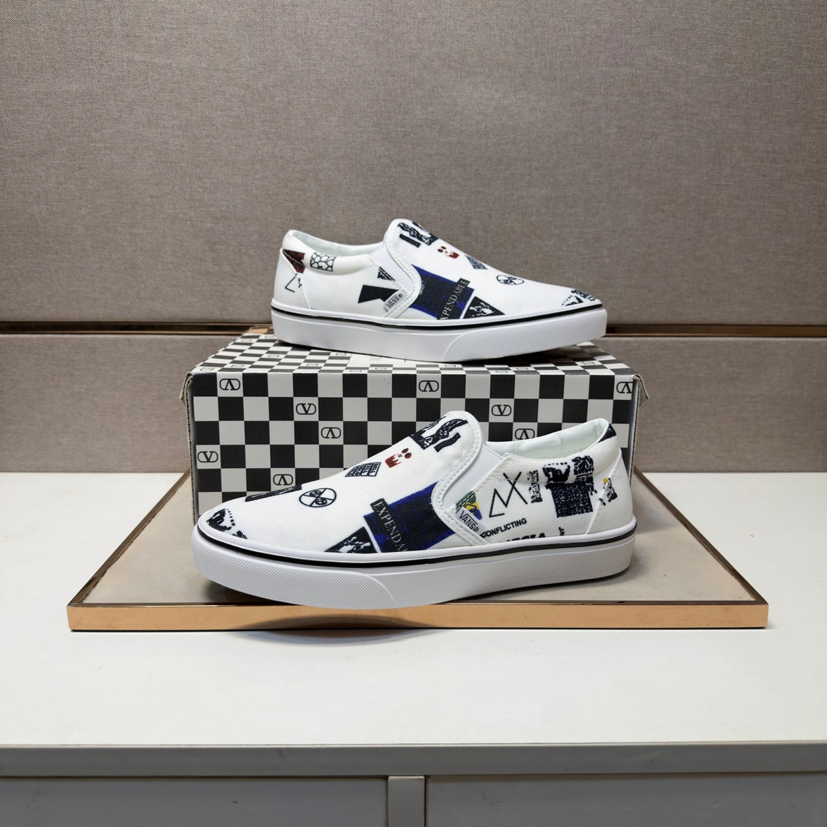 Dolce & Gabbana DG Men's Multi-Material Casual Sneakers 3 Colors