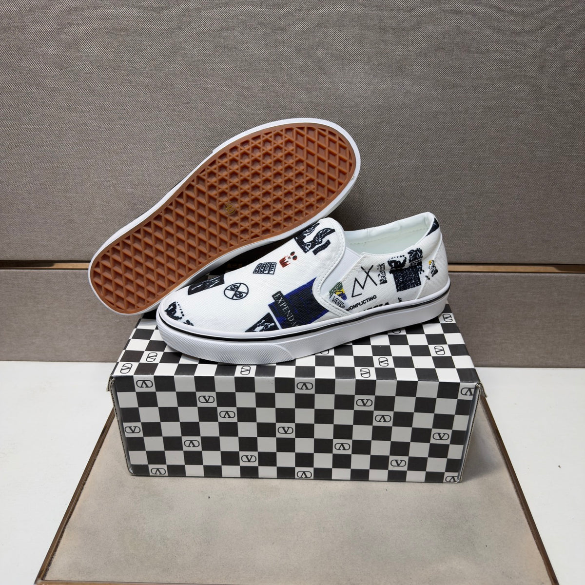 Dolce & Gabbana DG Men's Multi-Material Casual Sneakers 3 Colors