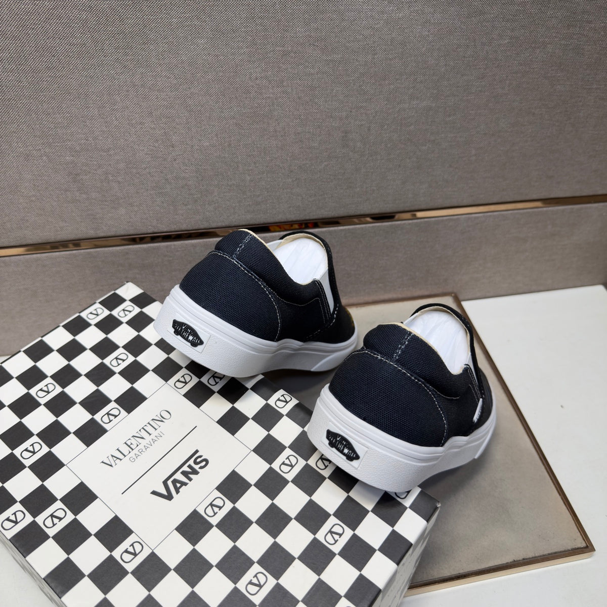 Dolce & Gabbana DG Men's Multi-Material Casual Sneakers 3 Colors