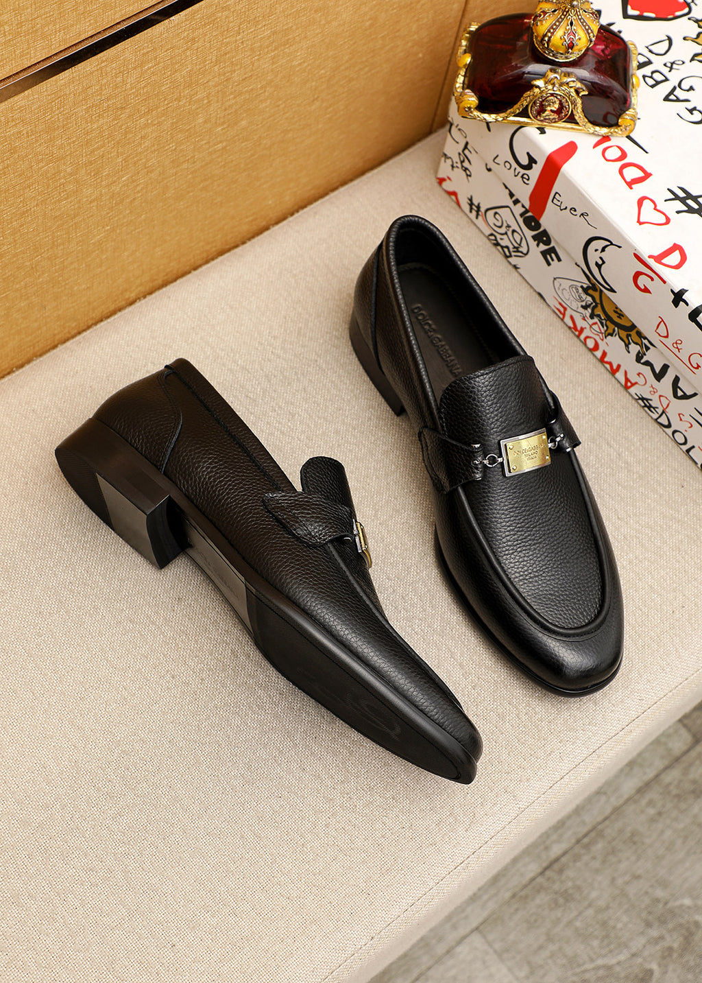 Dolce & Gabbana DG Men's Italian Calfskin Dress Shoes
