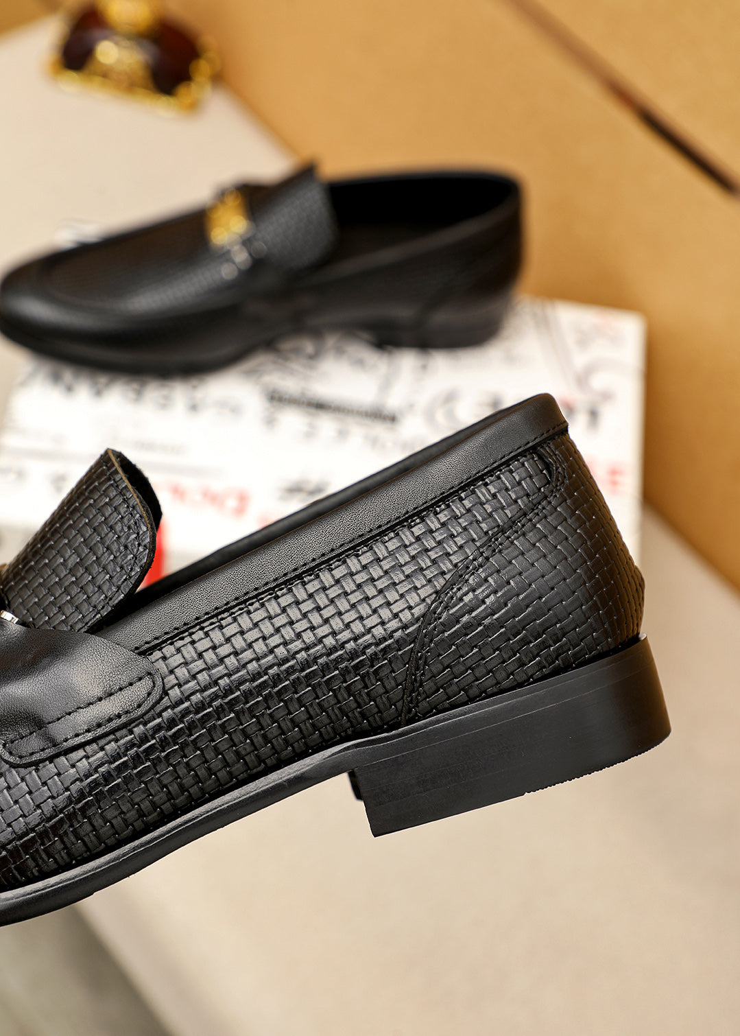 Dolce & Gabbana DG Men's Italian Calfskin Dress Shoes