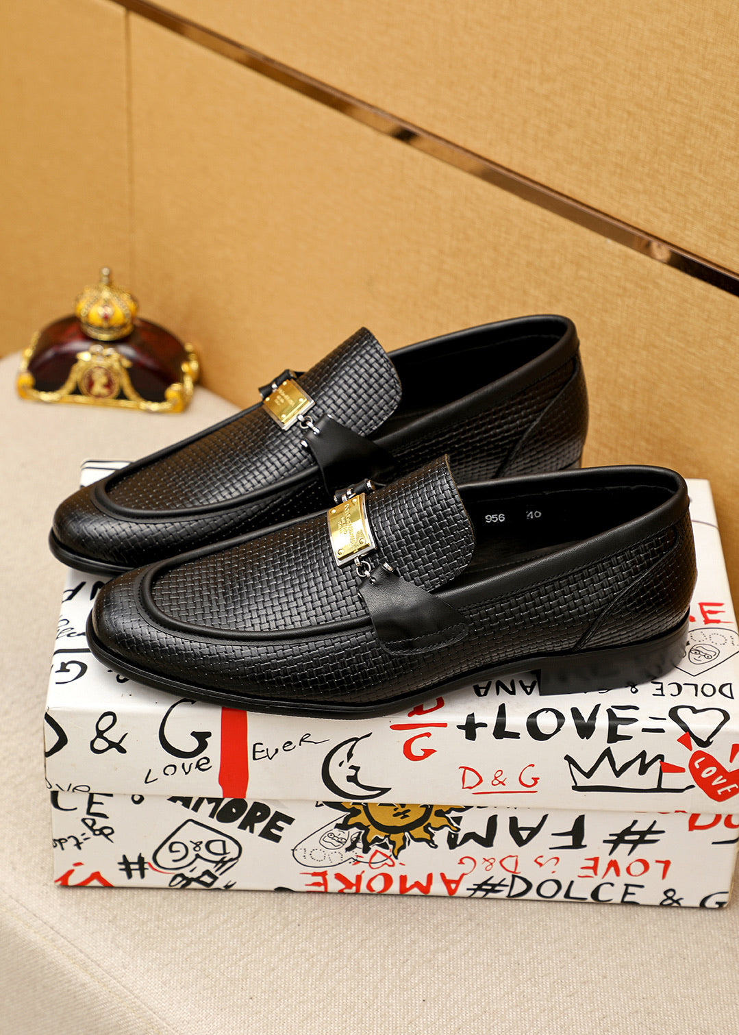 Dolce & Gabbana DG Men's Italian Calfskin Dress Shoes