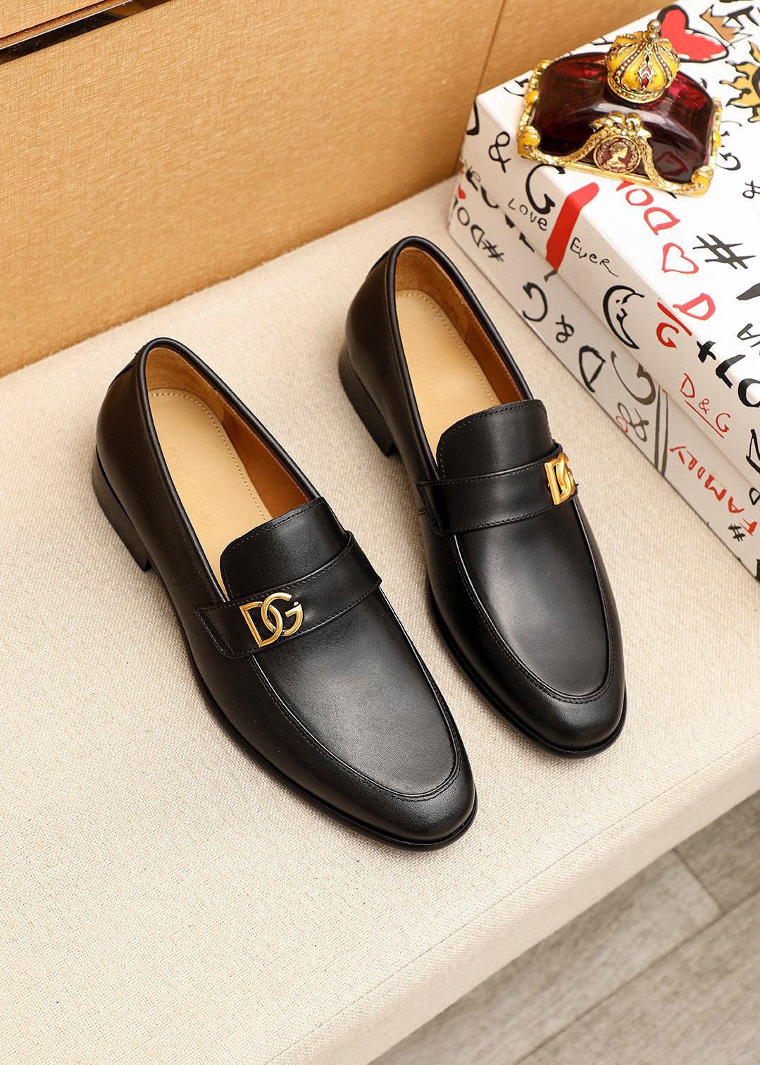 Dolce & Gabbana DG Men's Italian Calfskin Dress Shoes