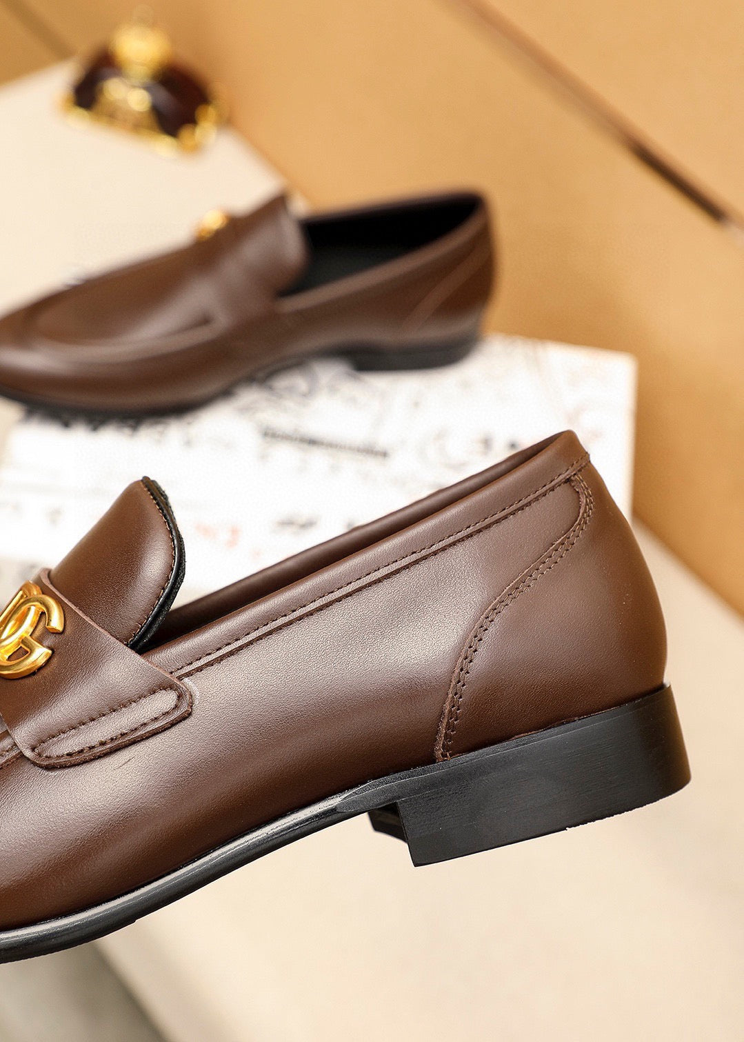 Dolce & Gabbana DG Men's Italian Calfskin Dress Shoes