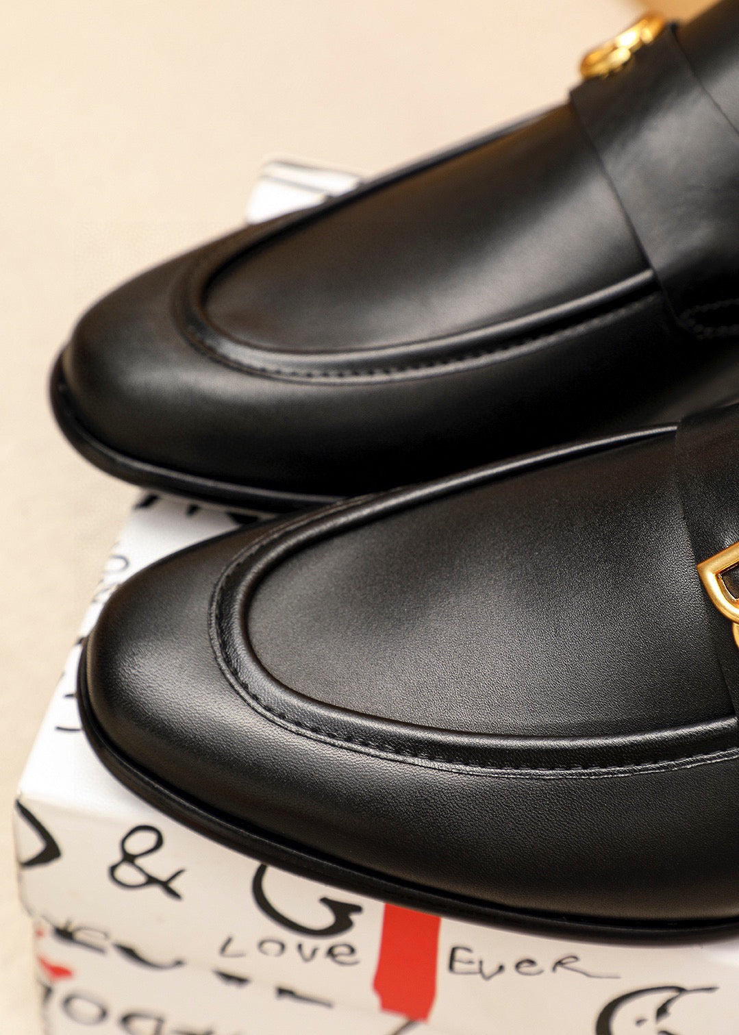 Dolce & Gabbana DG Men's Italian Calfskin Dress Shoes