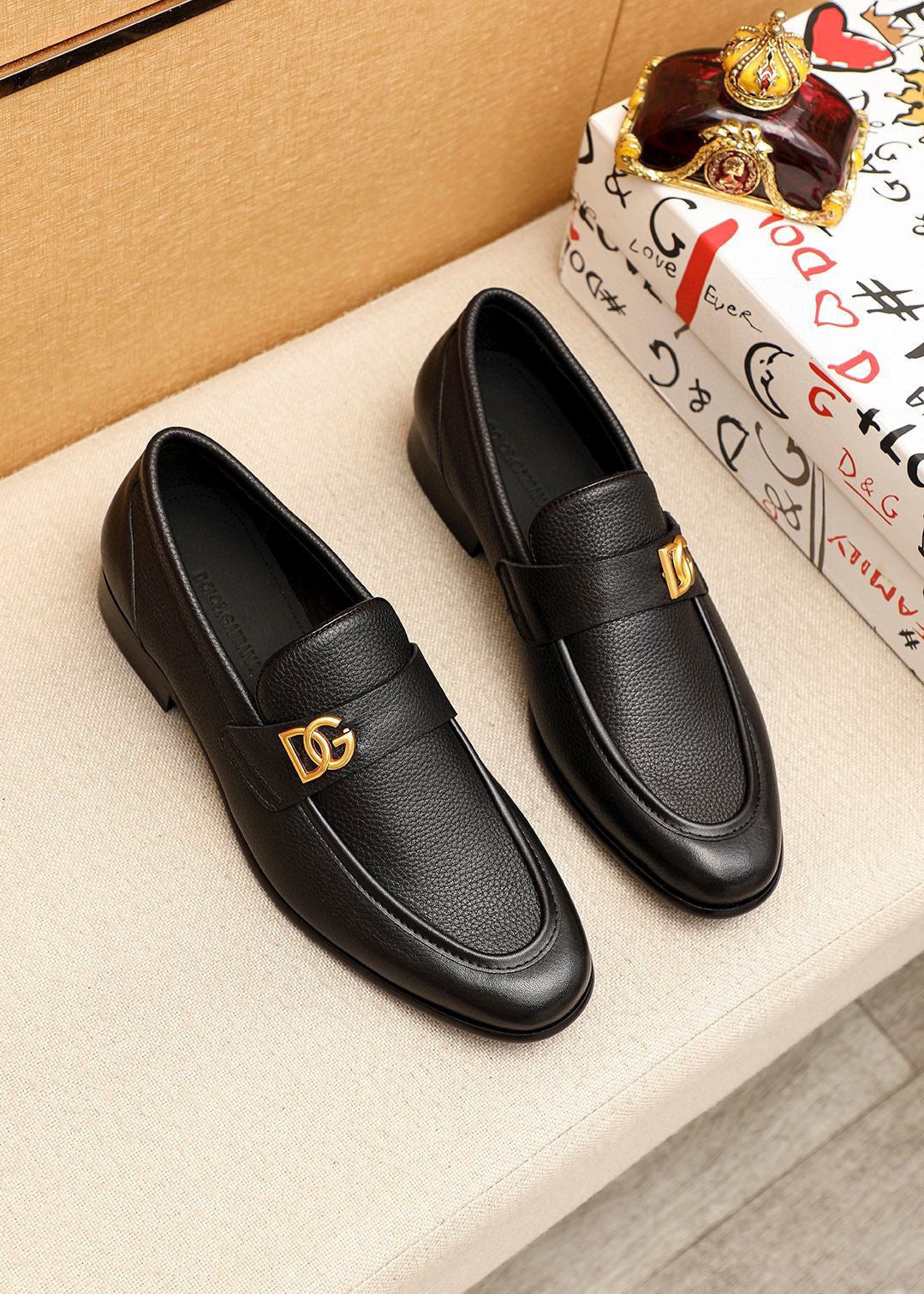 Dolce & Gabbana DG Men's Italian Calfskin Dress Shoes