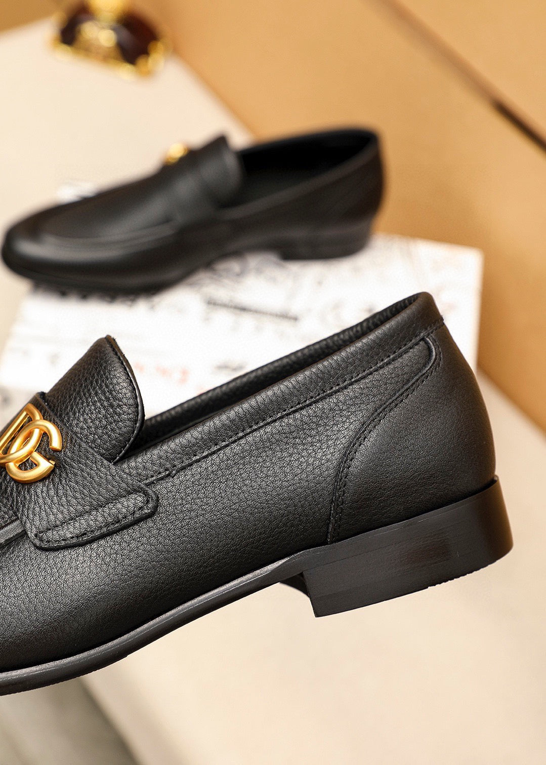Dolce & Gabbana DG Men's Italian Calfskin Dress Shoes