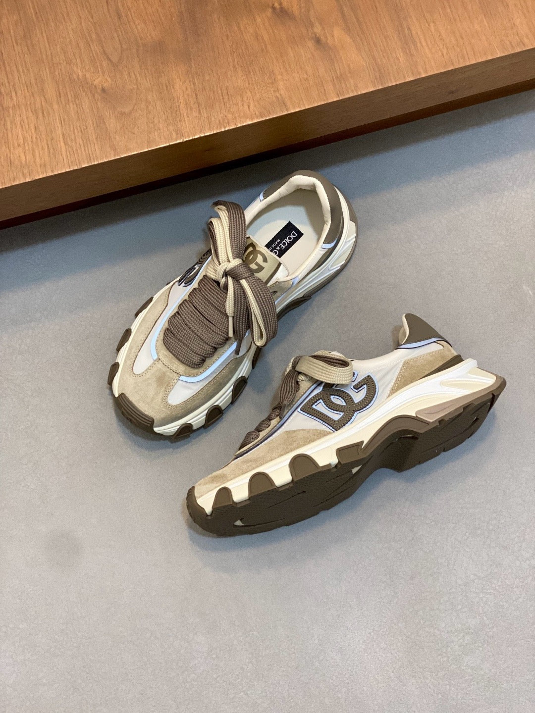 Dolce & Gabbana DG Couple's Oxford & Lace Sneakers