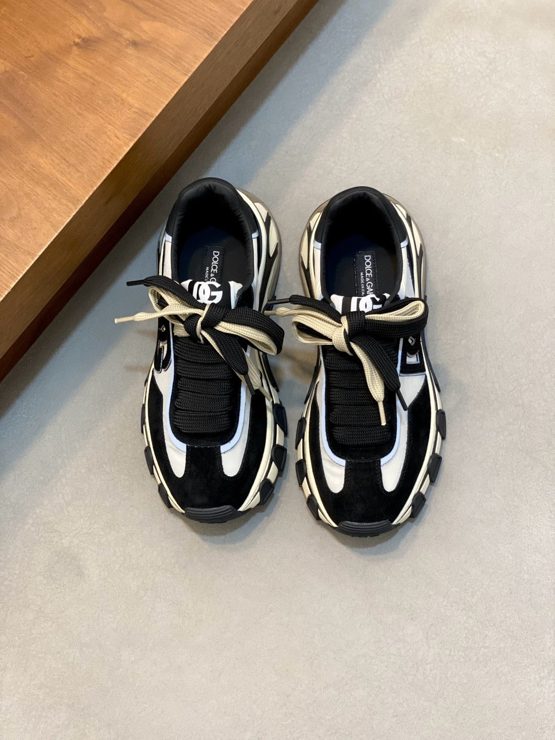 Dolce & Gabbana DG Couple's Oxford & Lace Sneakers