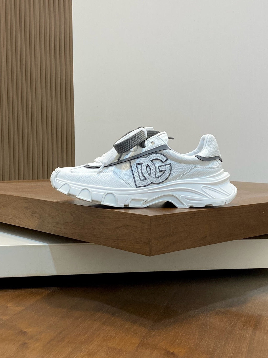 Dolce & Gabbana DG Couple's Oxford & Lace Sneakers