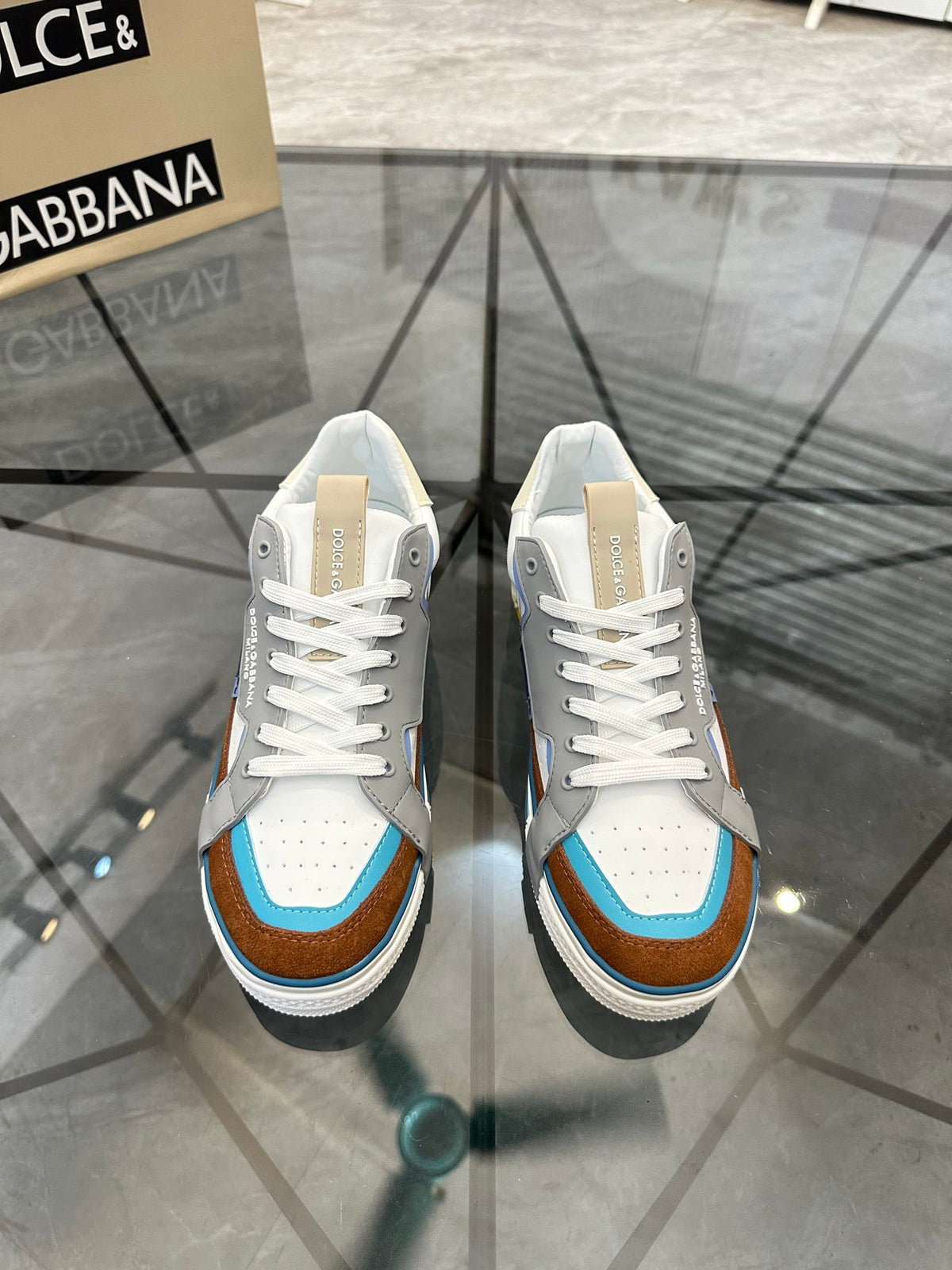 Dolce & Gabbana DG Low-Top Casual Shoes