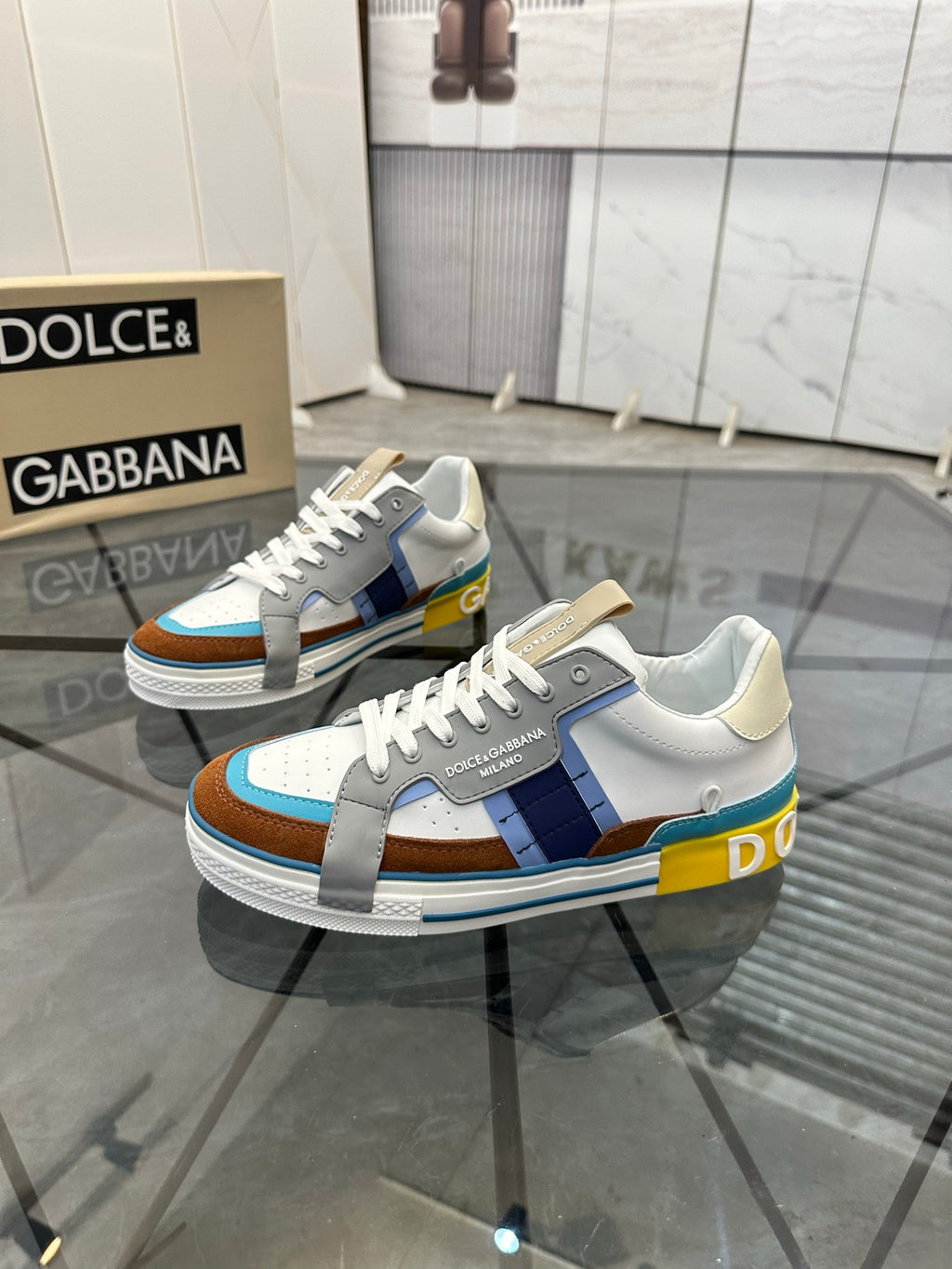 Dolce & Gabbana DG Low-Top Casual Shoes