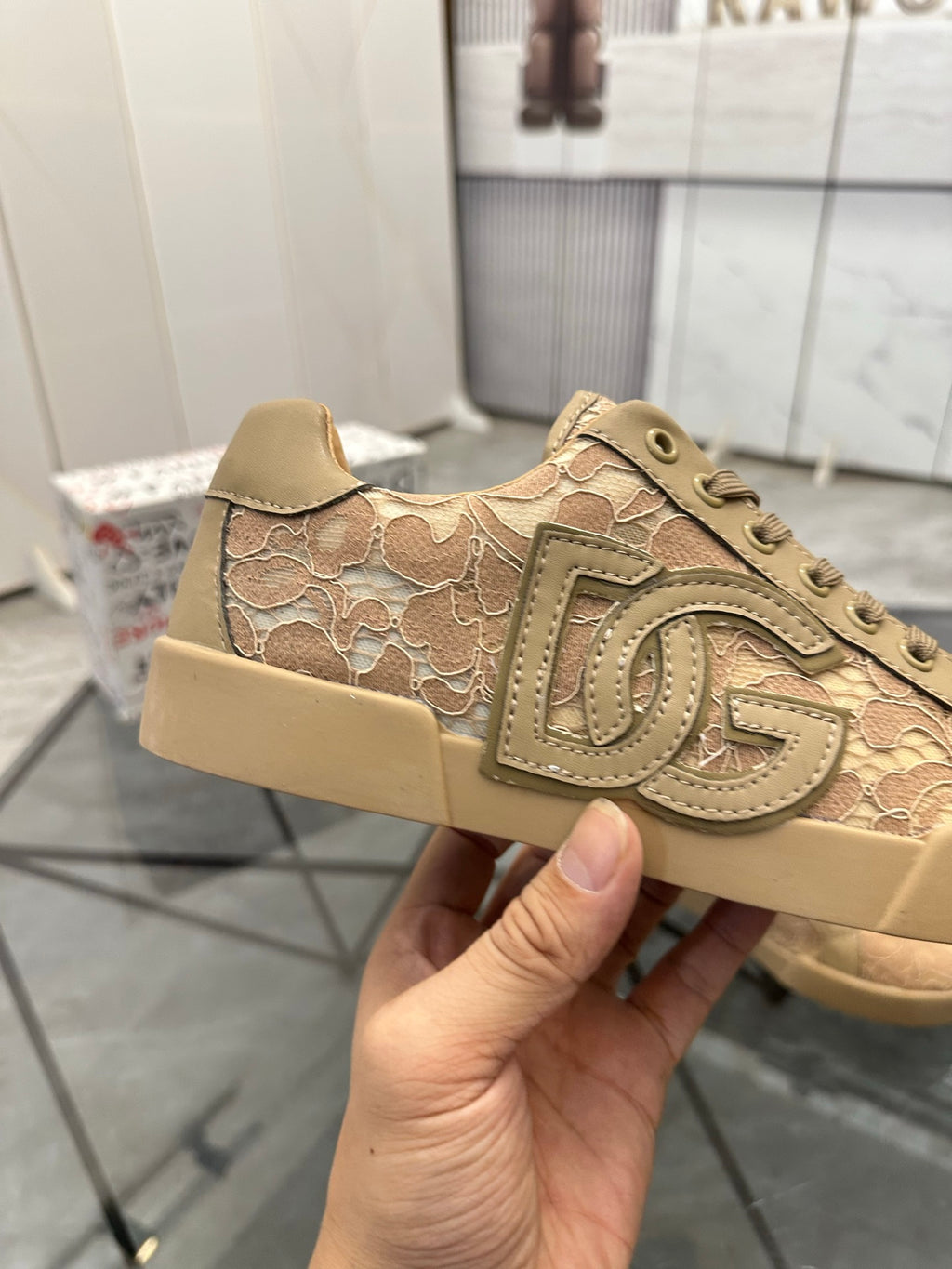 Dolce & Gabbana DG Low-Top Casual Shoes