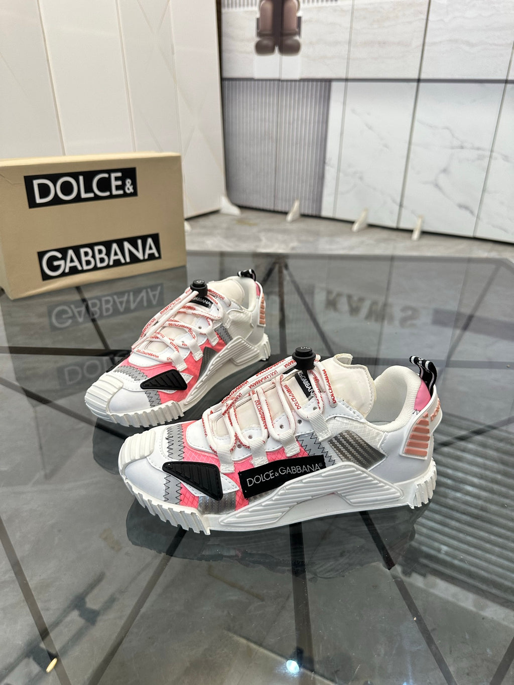 Dolce & Gabbana DG Low-Top Casual Shoes