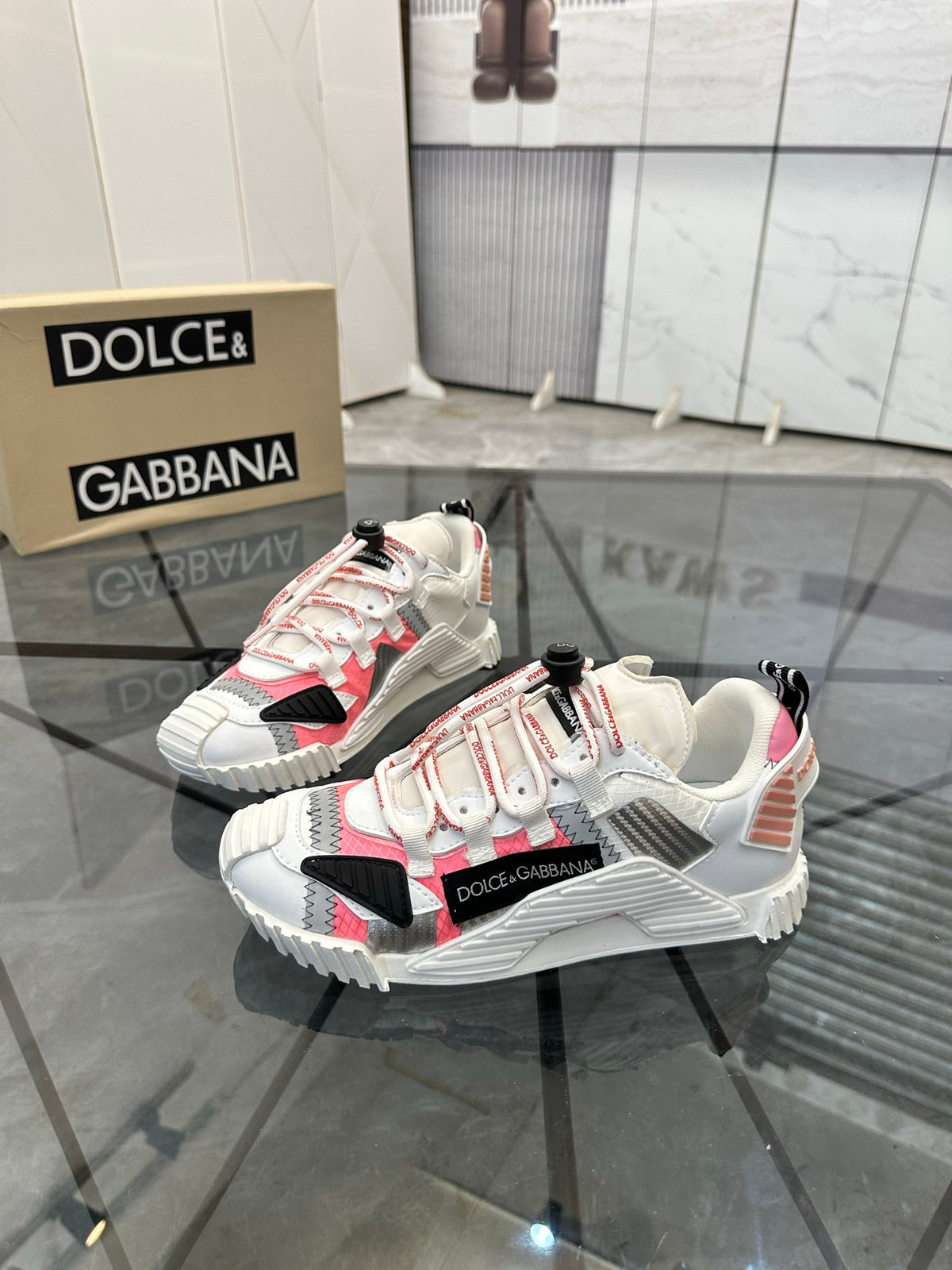 Dolce & Gabbana DG Low-Top Casual Shoes