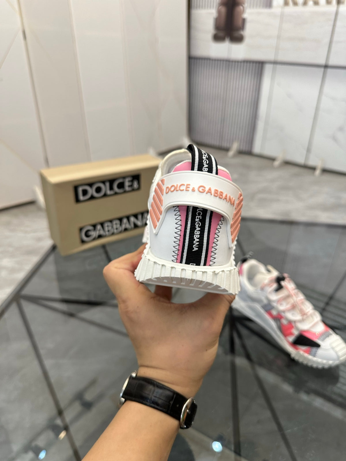 Dolce & Gabbana DG Low-Top Casual Shoes