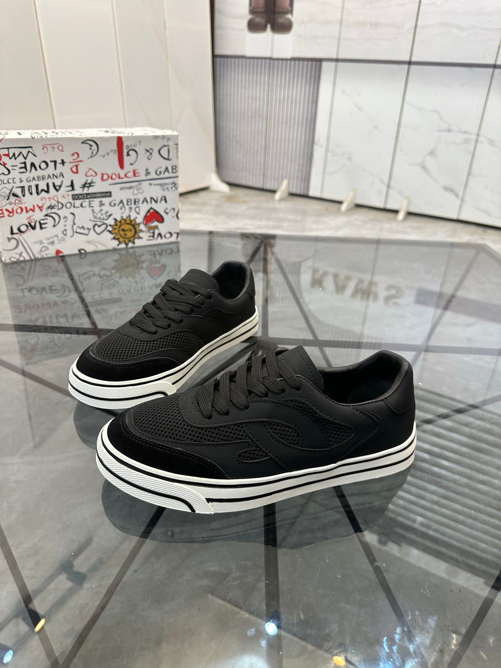 Dolce & Gabbana DG Low-Top Casual Shoes